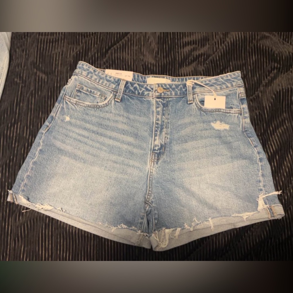 VERVET BY FLYING MONKEY Light Blue Distressed Jean Shorts